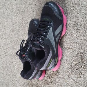 Reebok Runtone Sneakers